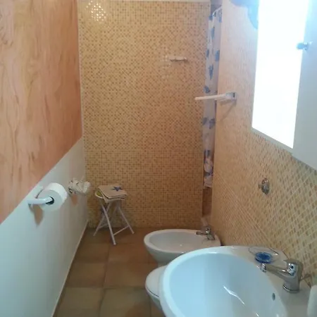 Annapaola 3* Lequile