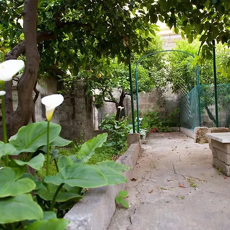 Annapaola Bed and Breakfast Lequile